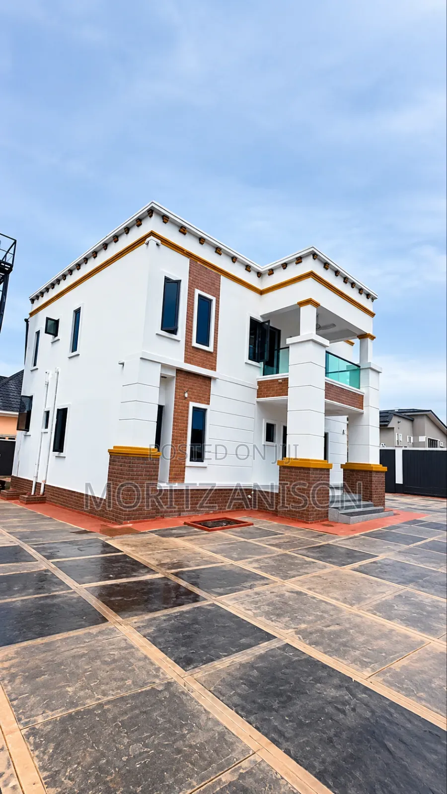 4bdrm Duplex in New Gra, Trans for sale in Enugu