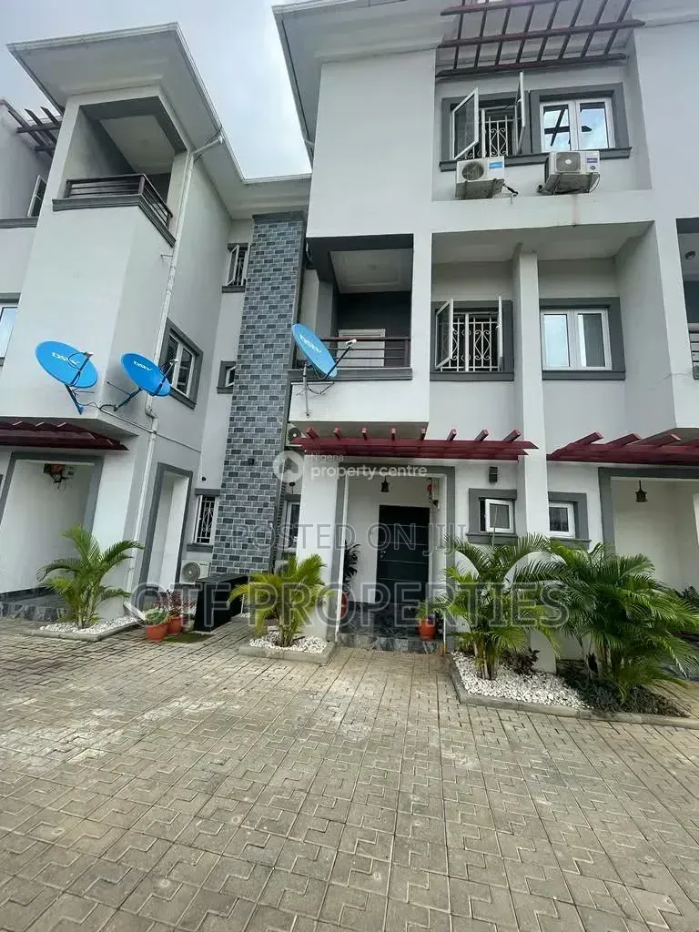 Furnished 4bdrm Duplex in Wuye for rent in Wuye