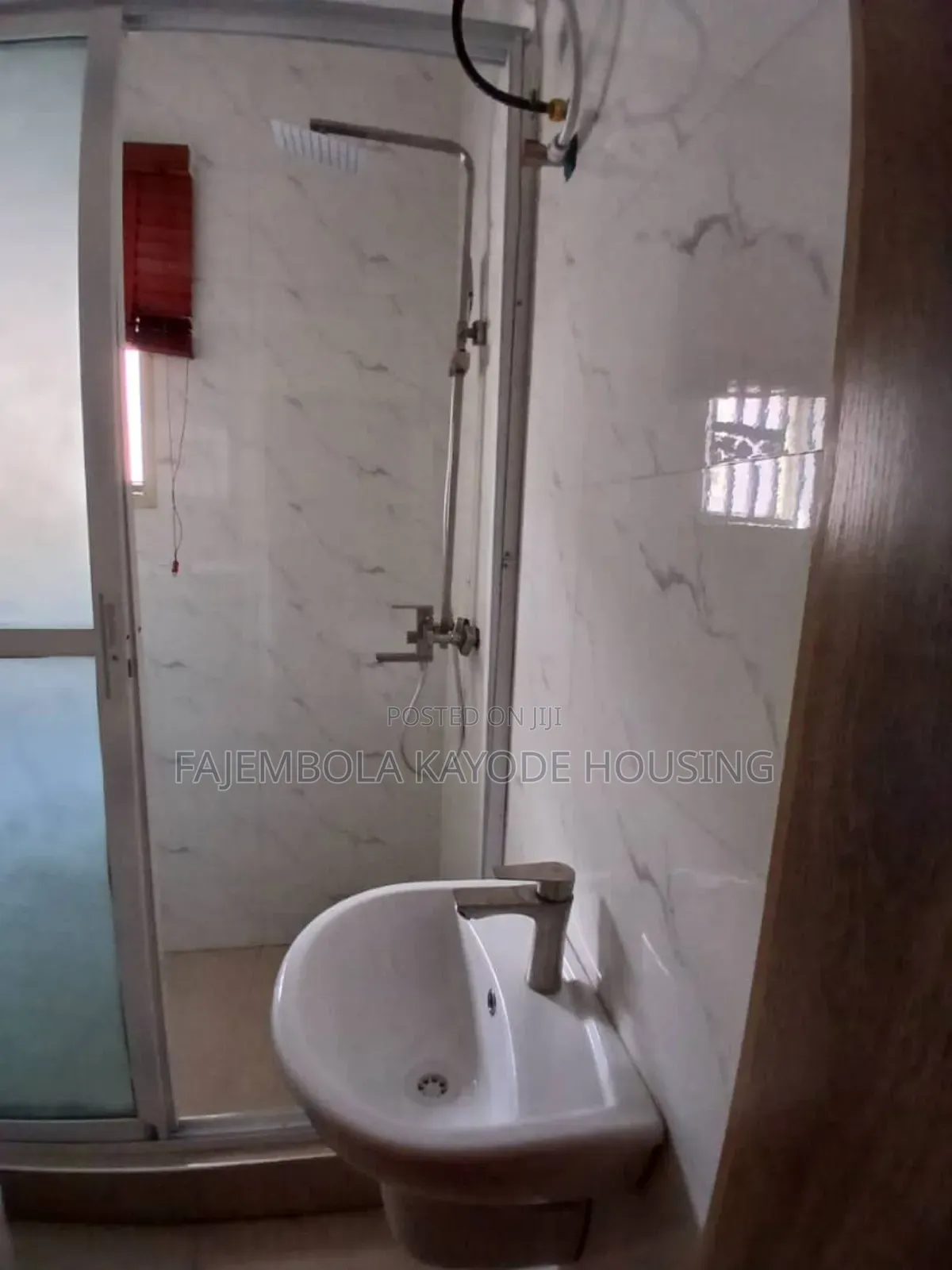 Furnished 4bdrm Apartment in Oladejo Adigun, Jericho for rent in Jericho