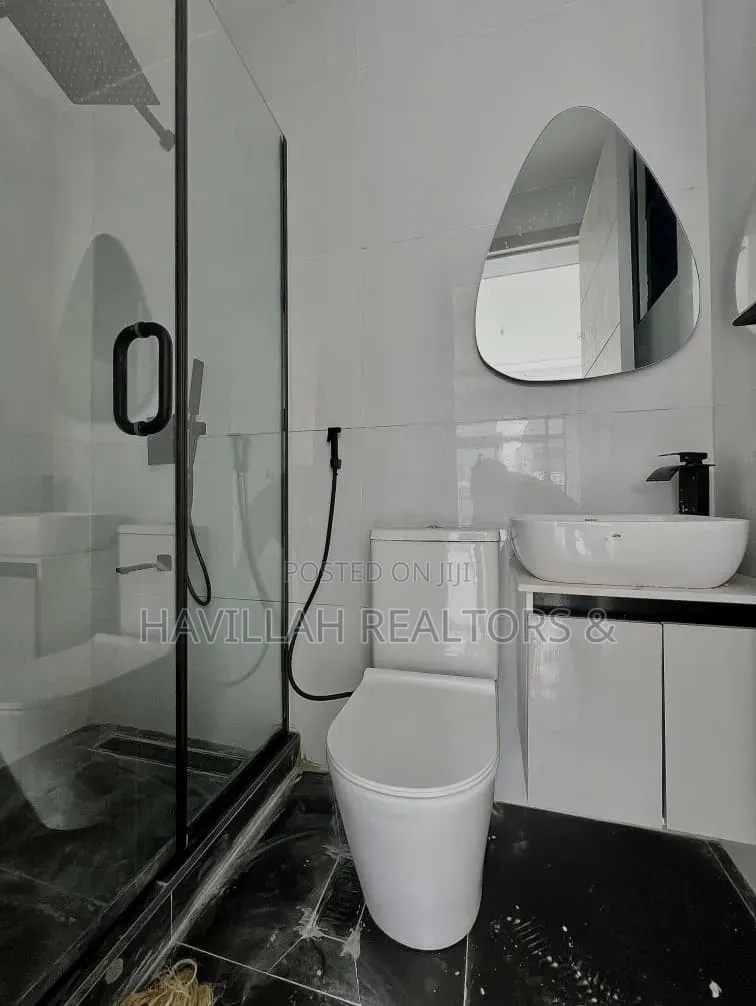 3bdrm Apartment in Lekki Phase 1 for sale in Lekki Phase 1