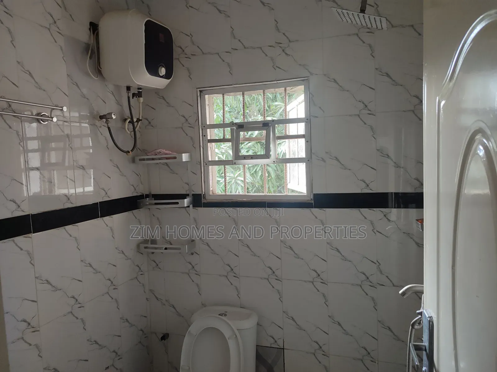 1bdrm Block of Flats in Zim Homes And, Area 11 for rent in Area 11