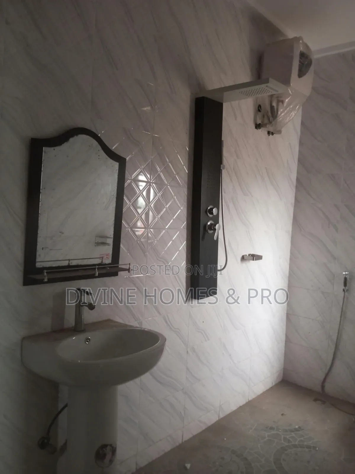 2bdrm Block of Flats in Hajj Camp By Ckc, Giri for rent in Giri