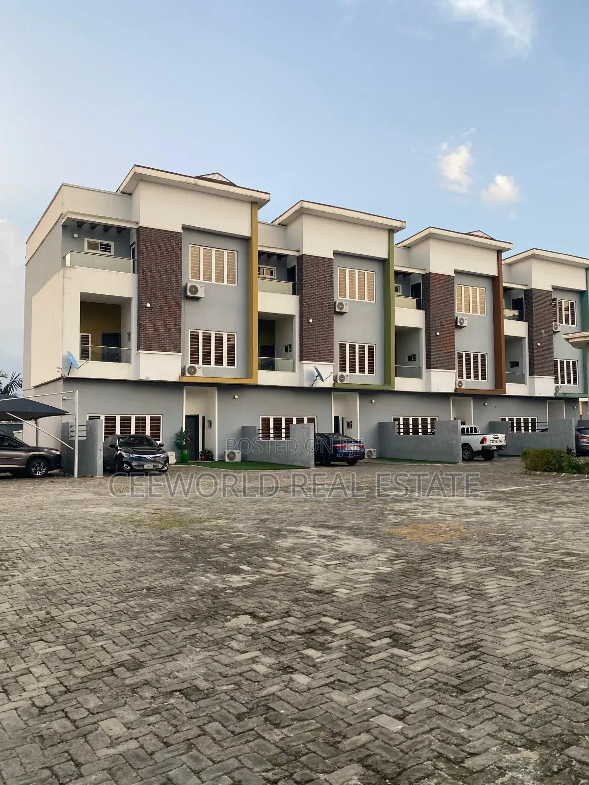 5bdrm Duplex in Iyaganku Gra, Iyanganku for rent in Iyanganku