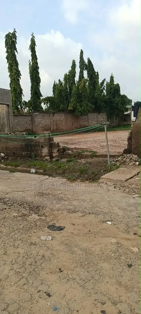 Plot for Sale in Life Camp