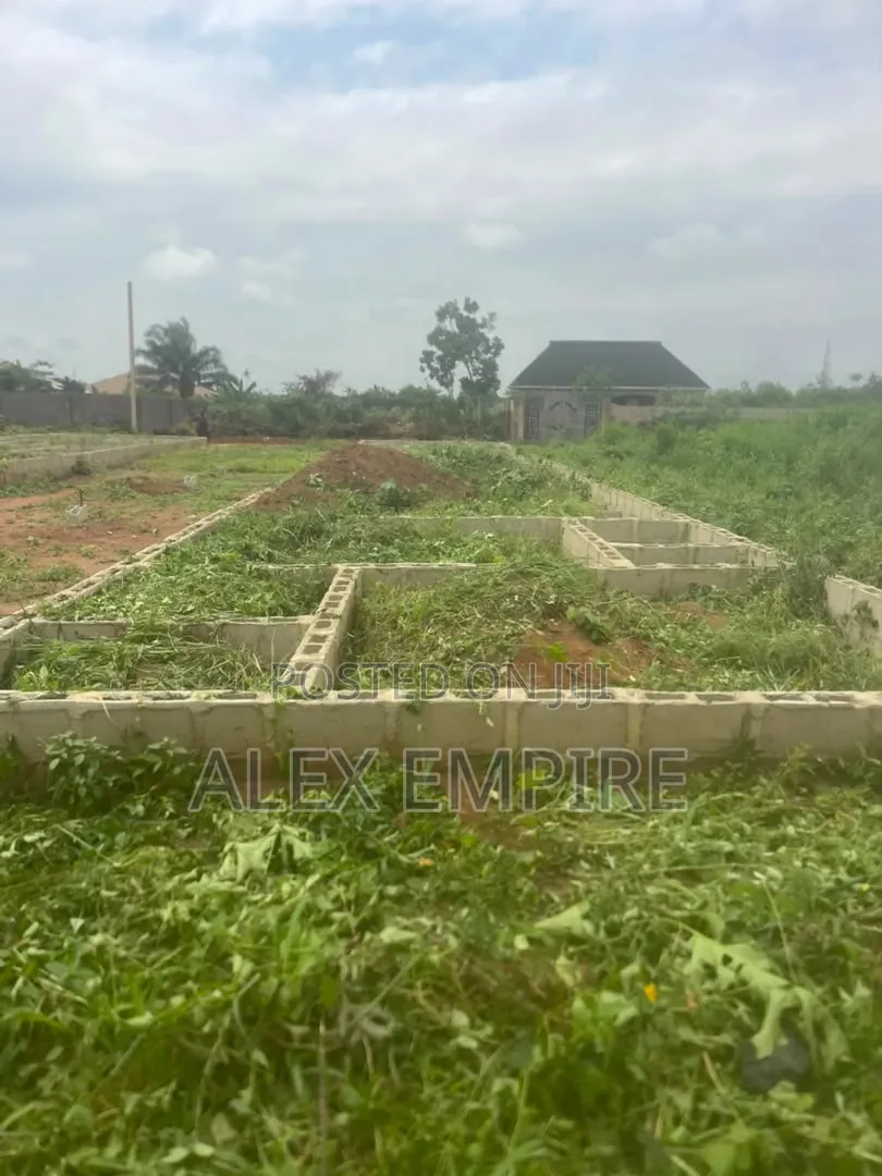 10 Units of Mini Flat on a Land for Sale in Agric in Agric