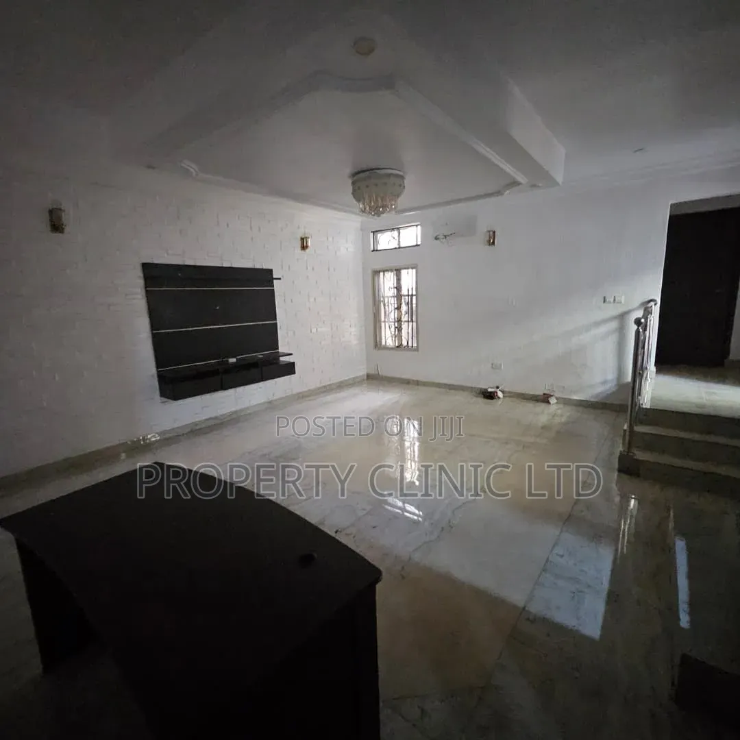3bdrm Apartment in GRA Phase 2 Shangisha for rent in GRA Phase 2 Shangisha