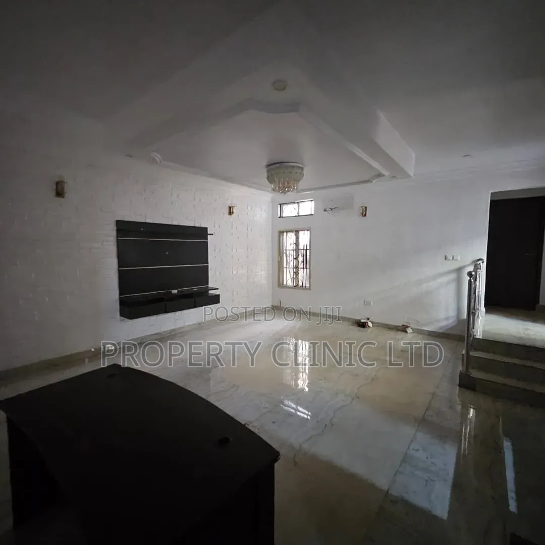 3bdrm Apartment in GRA Phase 2 Shangisha for rent in GRA Phase 2 Shangisha