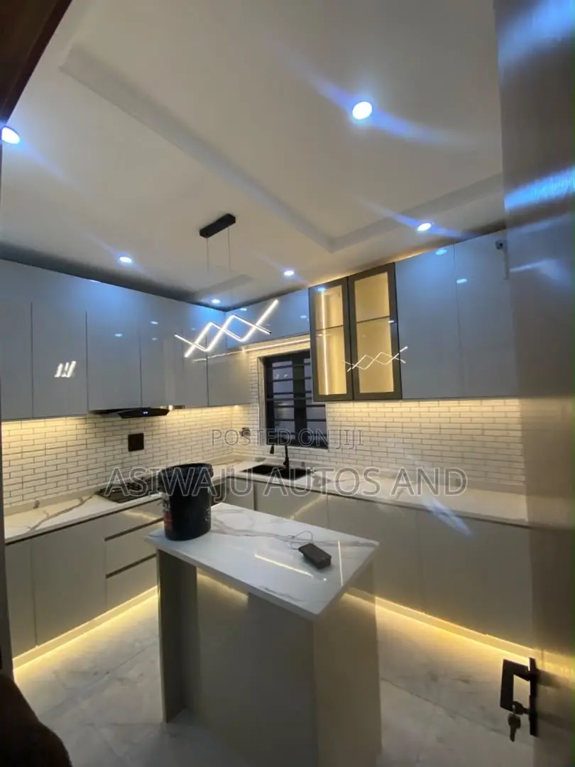 4bdrm Duplex in Abisogun Estate, Ogba for sale in Ogba