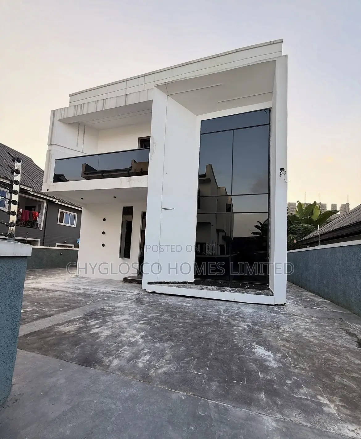 4bdrm Duplex in New Layout for sale in New Layout