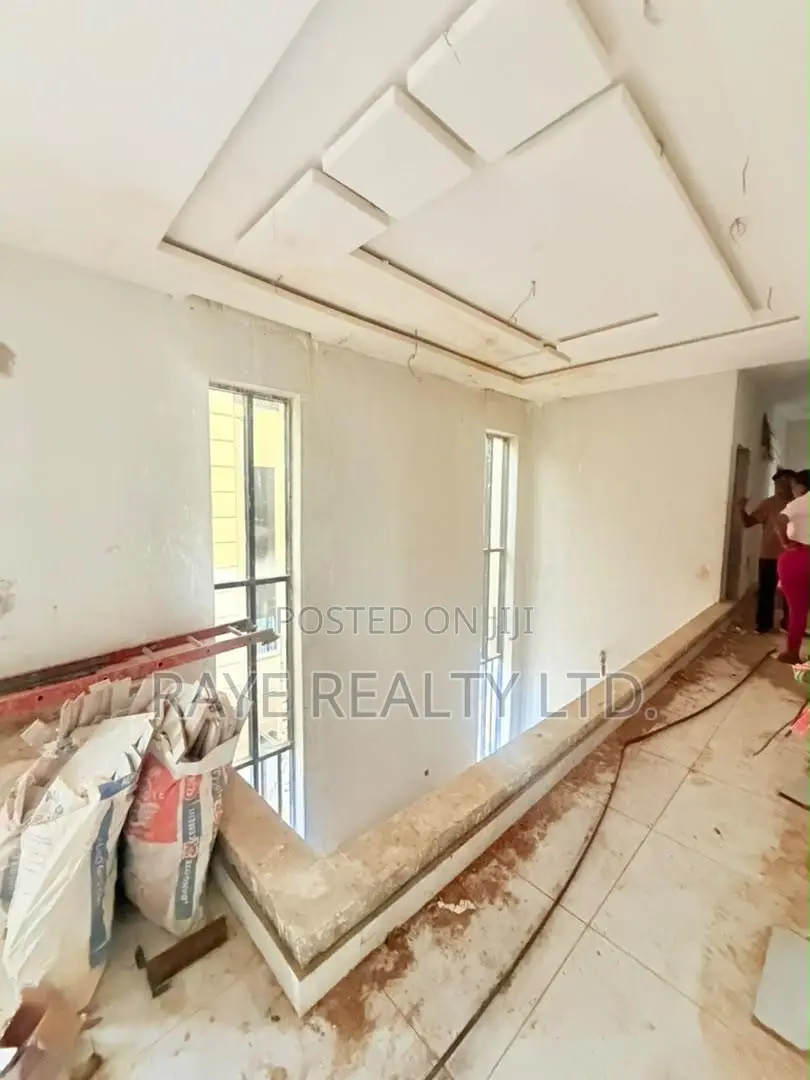 5bdrm Duplex in Omole Phase 2 for sale in Omole Phase 2