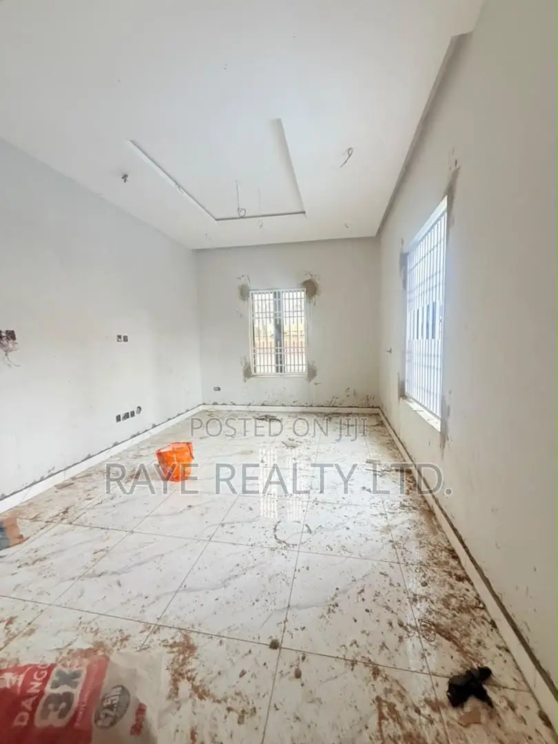 5bdrm Duplex in Omole Phase 2 for sale in Omole Phase 2
