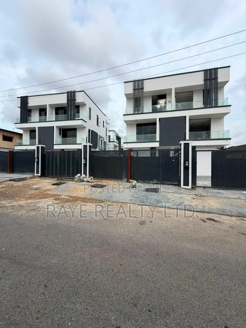 4bdrm Duplex in Omole Phase 2 for sale in Omole Phase 2