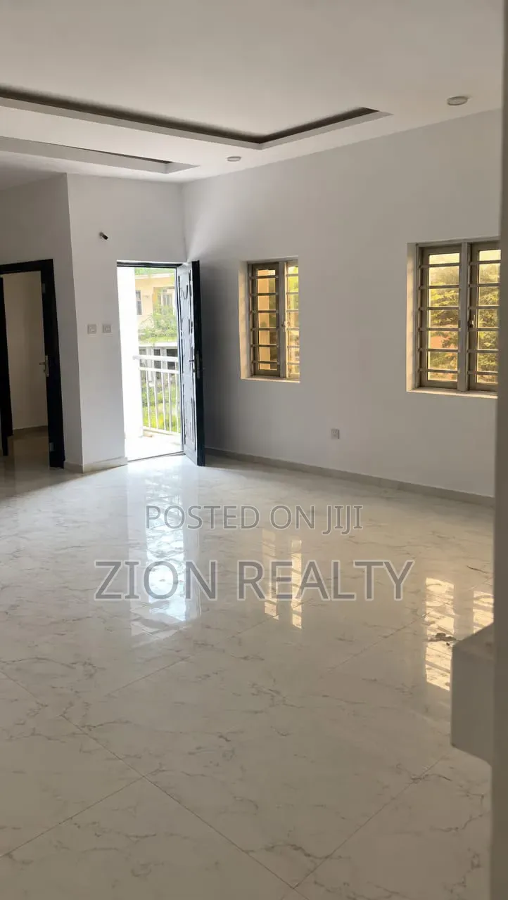 3bdrm Apartment in Elefo, Awoyaya for rent in Awoyaya