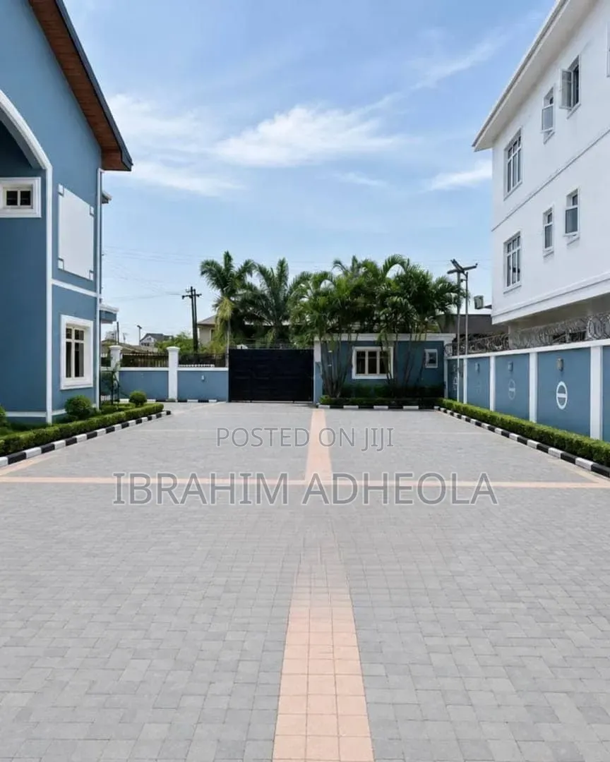 4bdrm Duplex in Oniru, Victoria Island Extension for sale in Victoria Island Extension