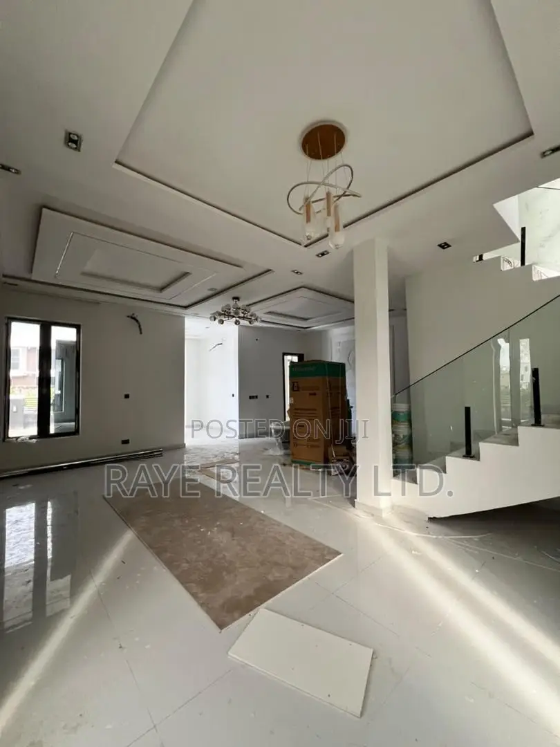 4bdrm Apartment in Ajah for sale in Ajah