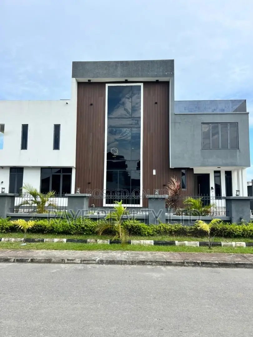 5bdrm Duplex in Ajah for sale in Ajah