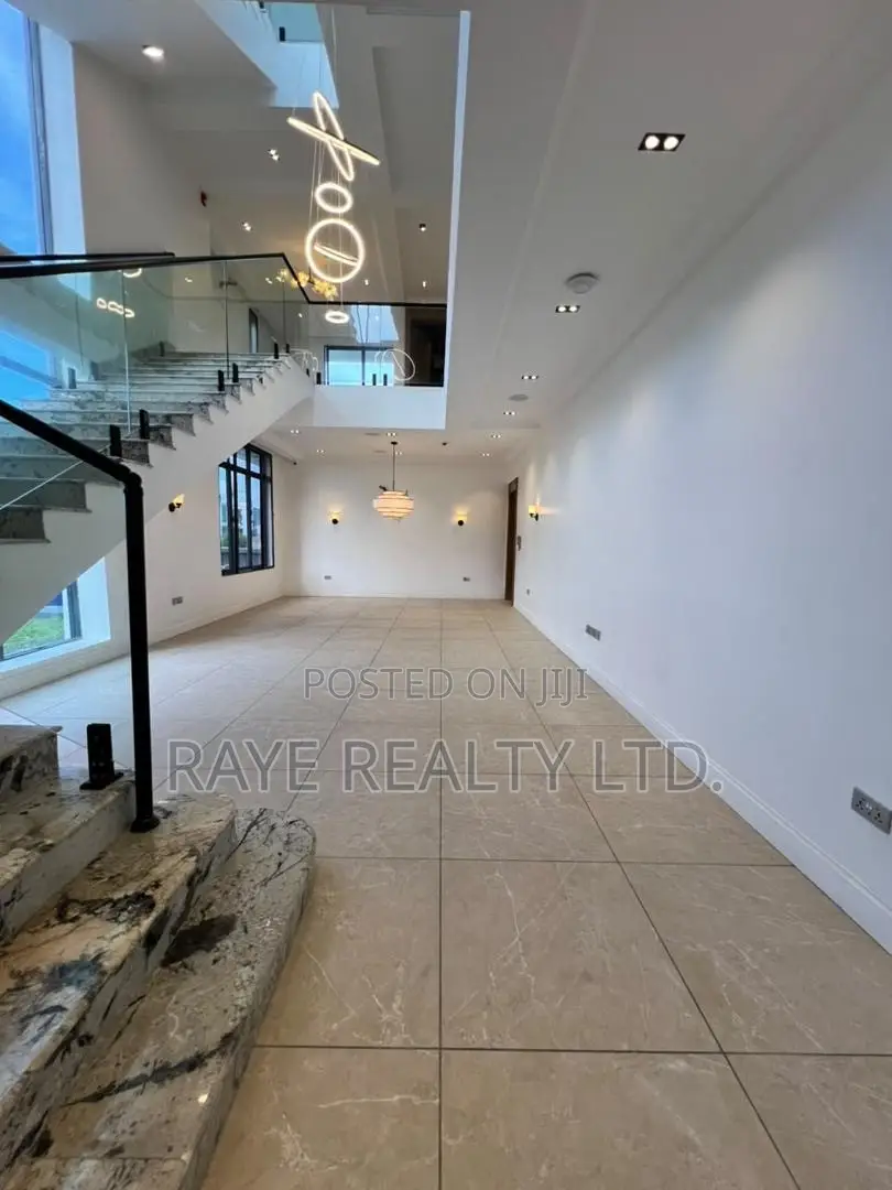 5bdrm Duplex in Ajah for sale in Ajah