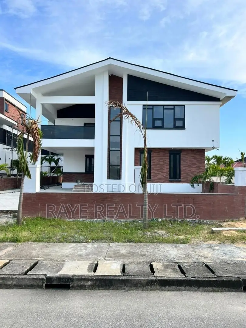 5bdrm Duplex in Ajah for sale in Ajah