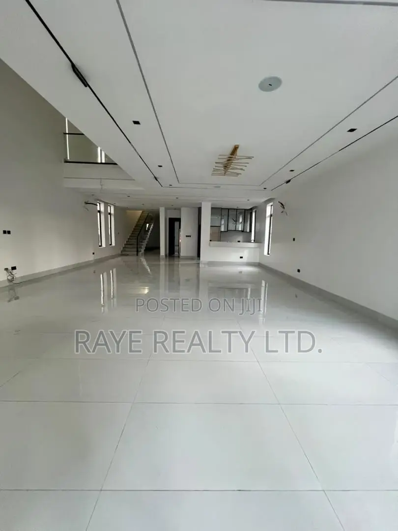 5bdrm Duplex in Ajah for sale in Ajah