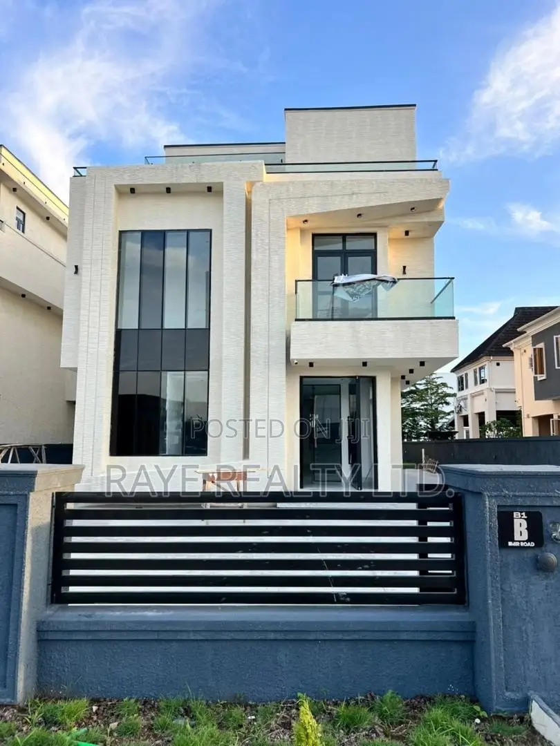 5bdrm Duplex in Ajah for sale in Ajah
