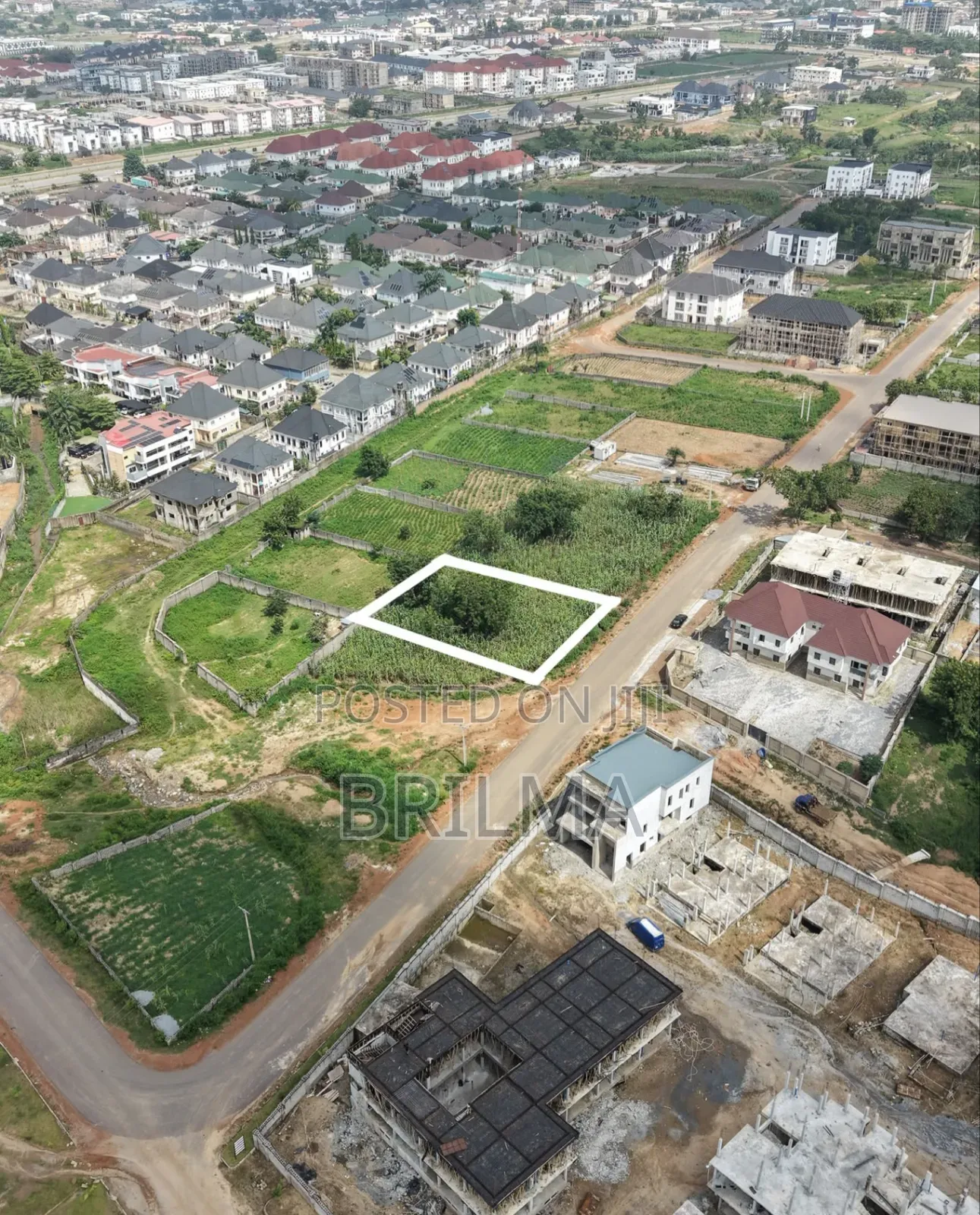 900 SQM Residential Land in Idu for Sale in Idu