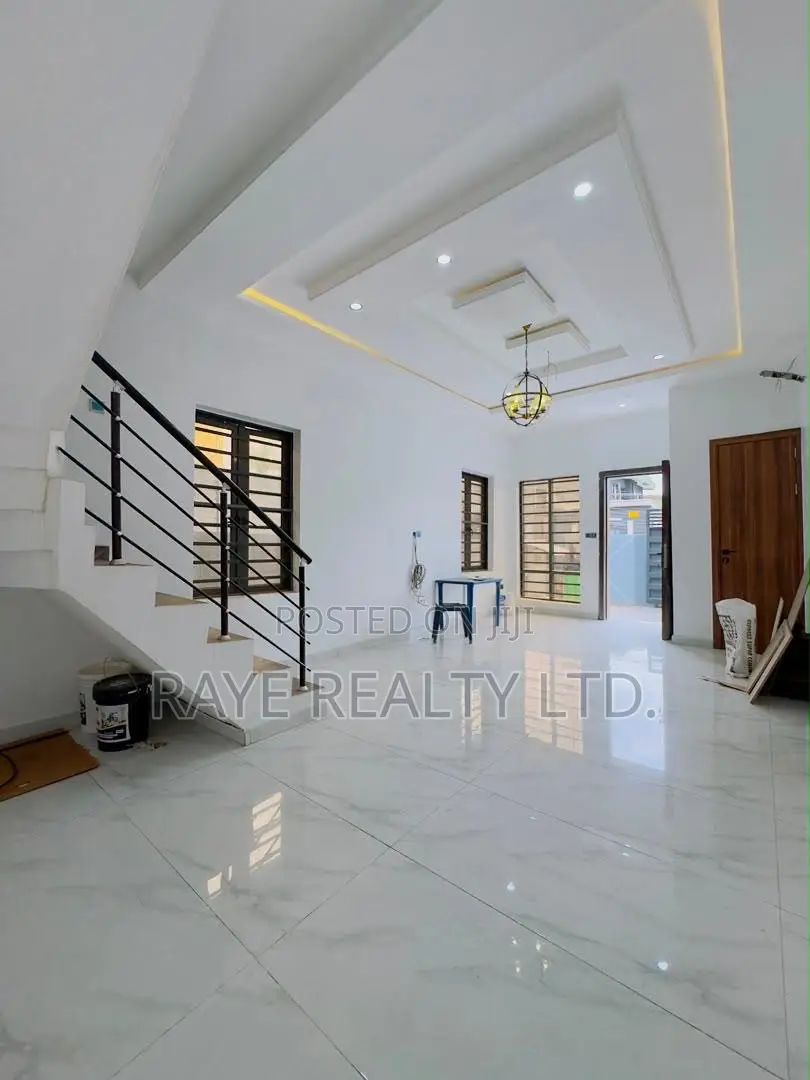 4bdrm Duplex in Ikeja for sale in Ikeja