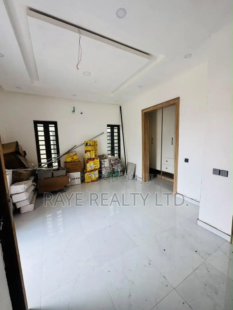 4bdrm Duplex in Fagba for sale in Fagba