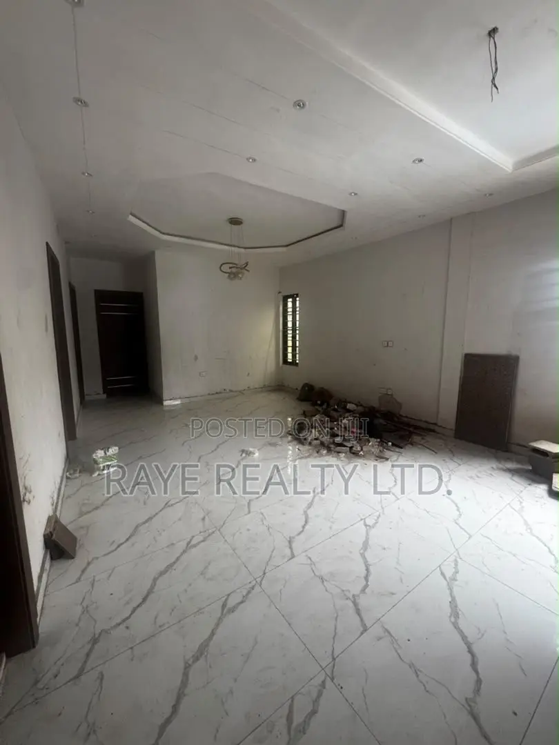 3bdrm Apartment in Gbagada for sale in Gbagada