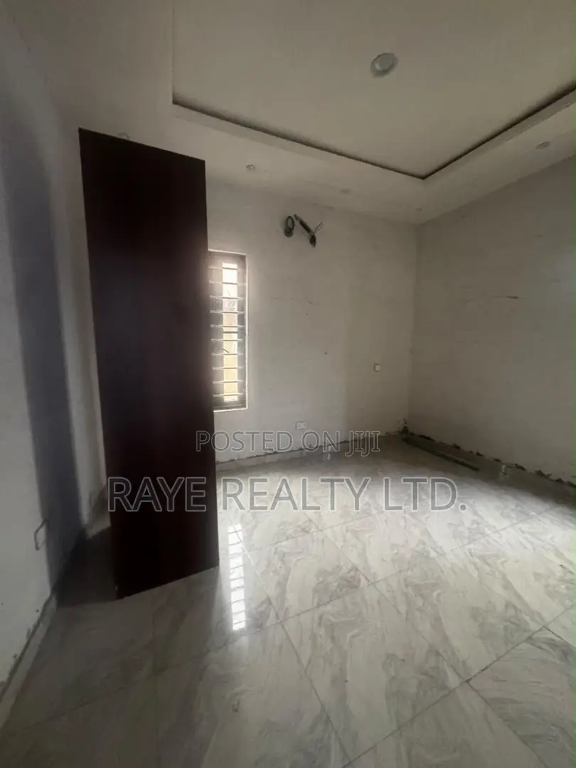 3bdrm Apartment in Gbagada for sale in Gbagada