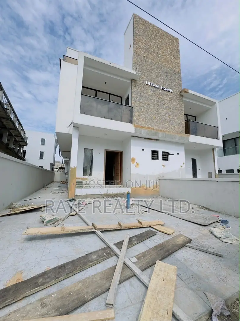 4bdrm Duplex in Gbagada for sale in Gbagada