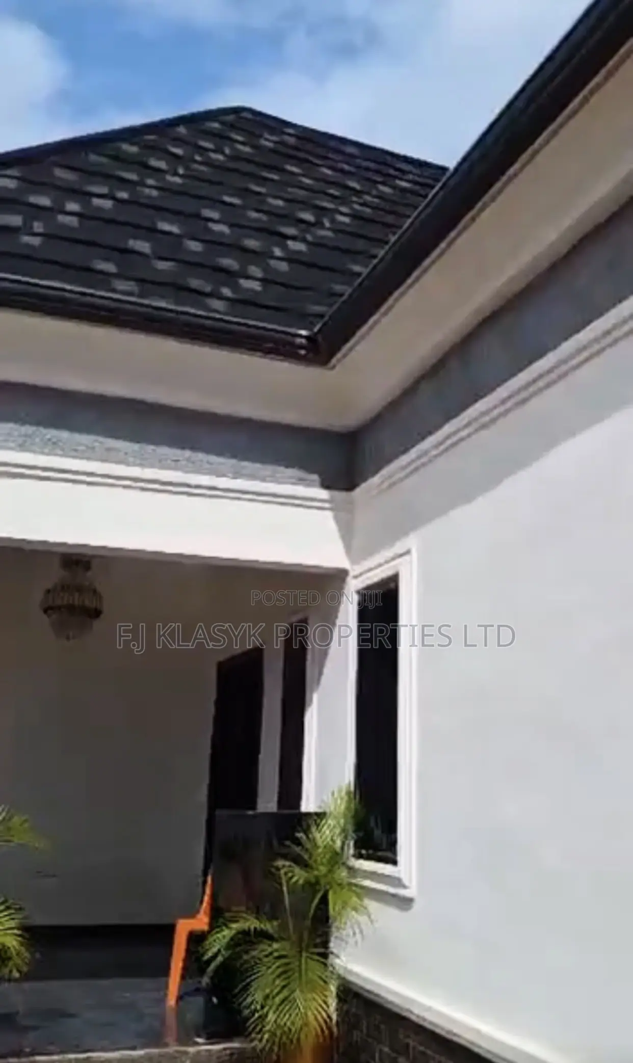 4bdrm Bungalow in Benin City for sale in Benin City