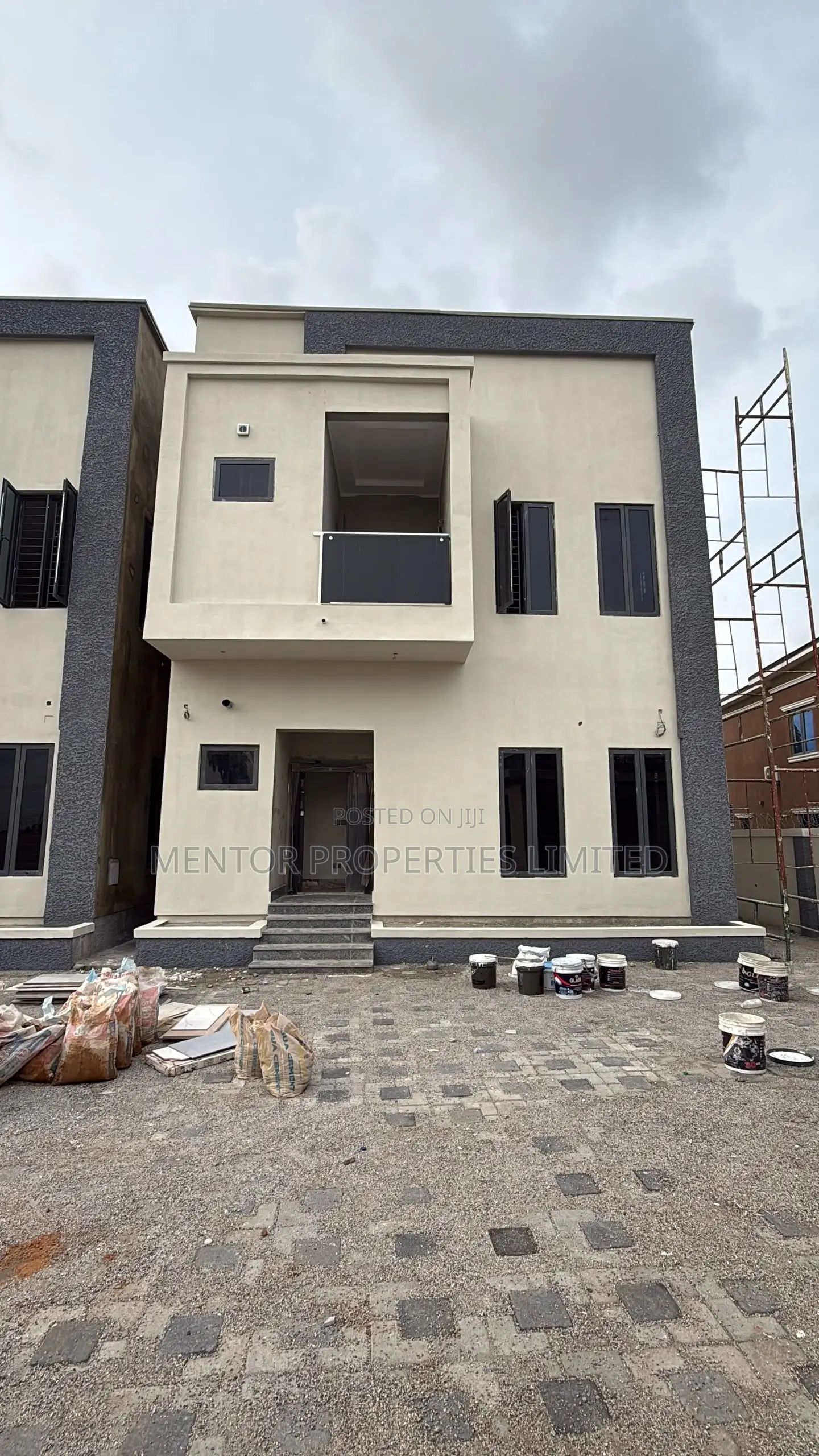 4bdrm Duplex in Mentor, Kado for sale in Kado