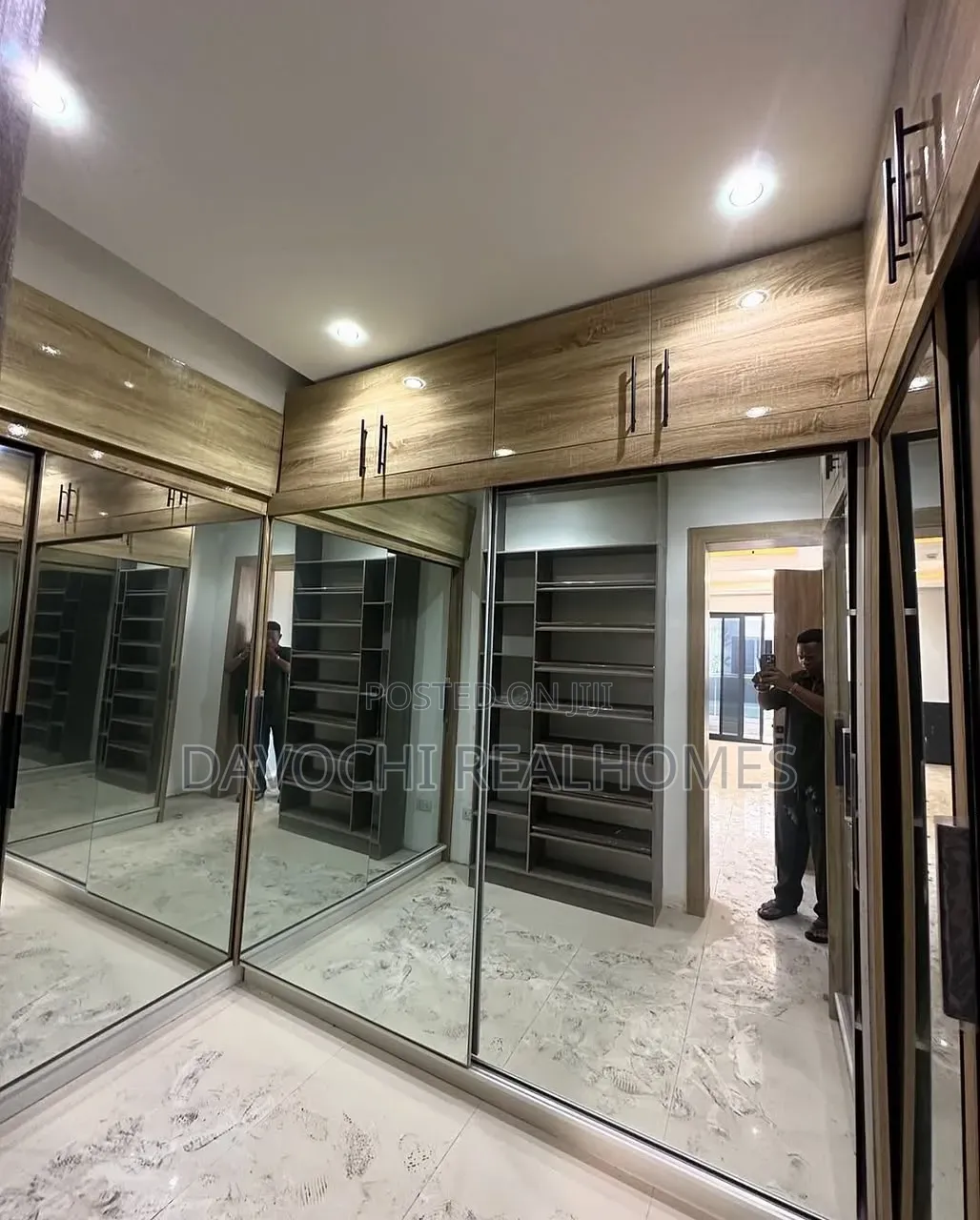 2bdrm Apartment in Osapa london for rent in Osapa london