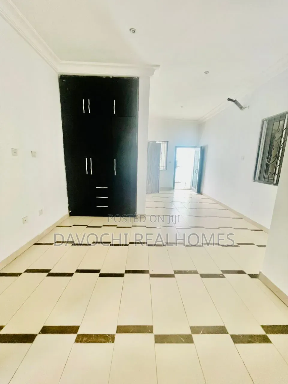 4bdrm Maisonette in Lekki Phase 1 for rent in Lekki Phase 1