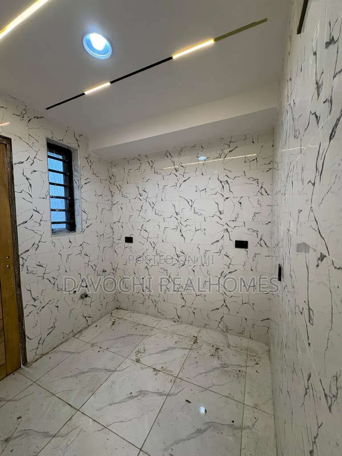 4bdrm Maisonette in Lekki Phase 1 for rent in Lekki Phase 1