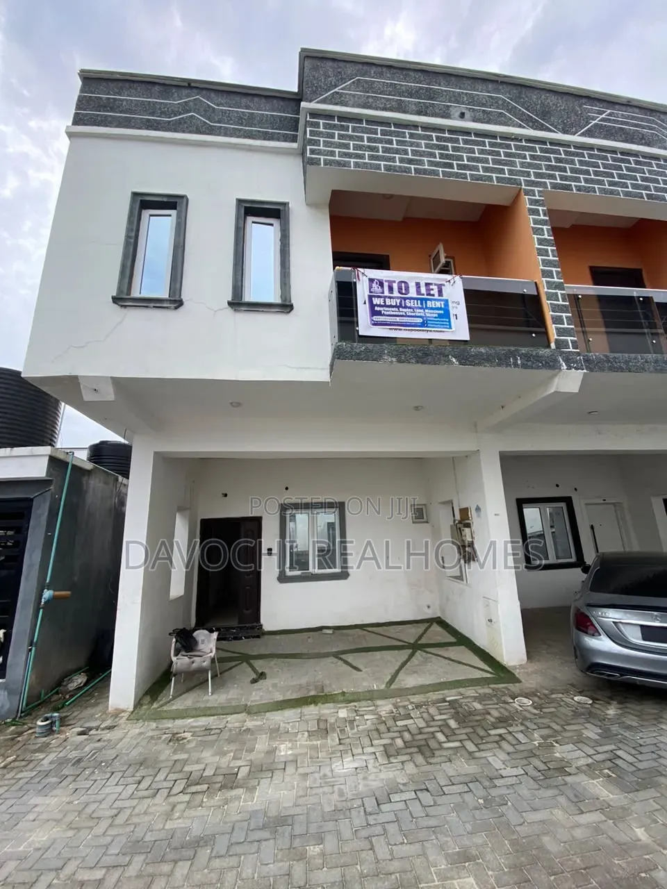 4bdrm Duplex in Ikota for rent in Ikota