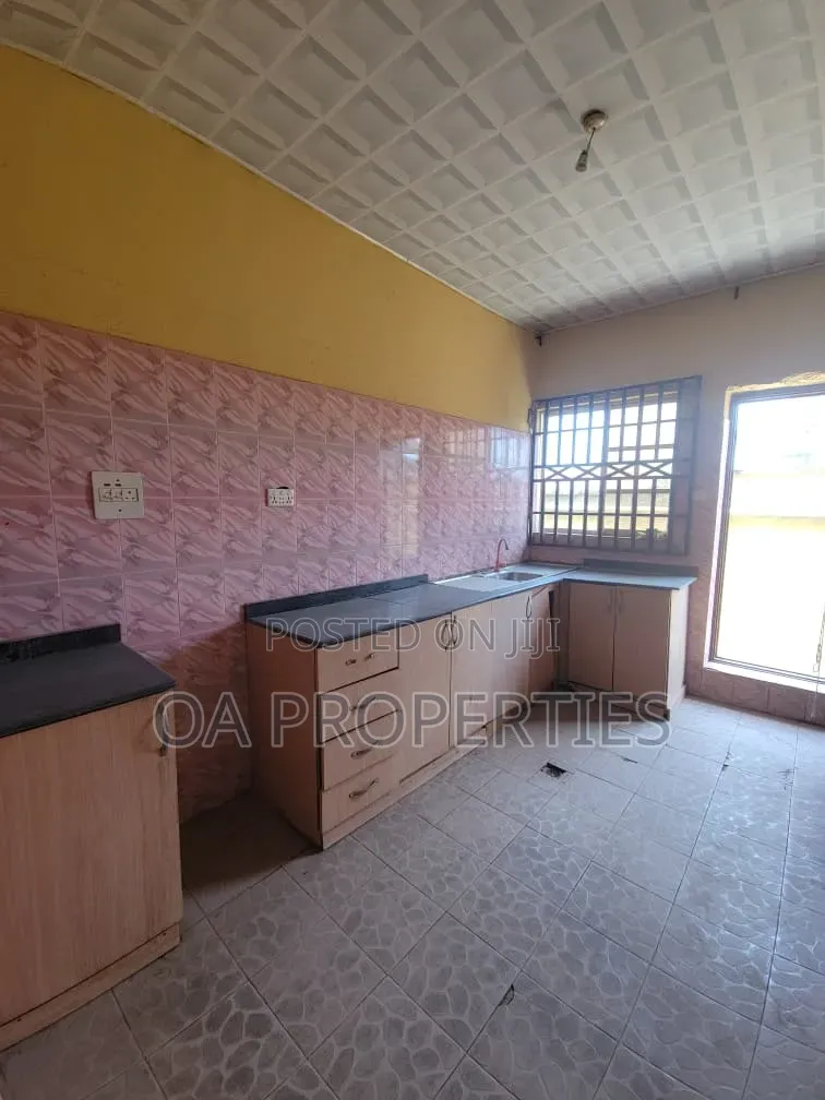3bdrm Bungalow in Akala Way Akobo for rent in Ibadan