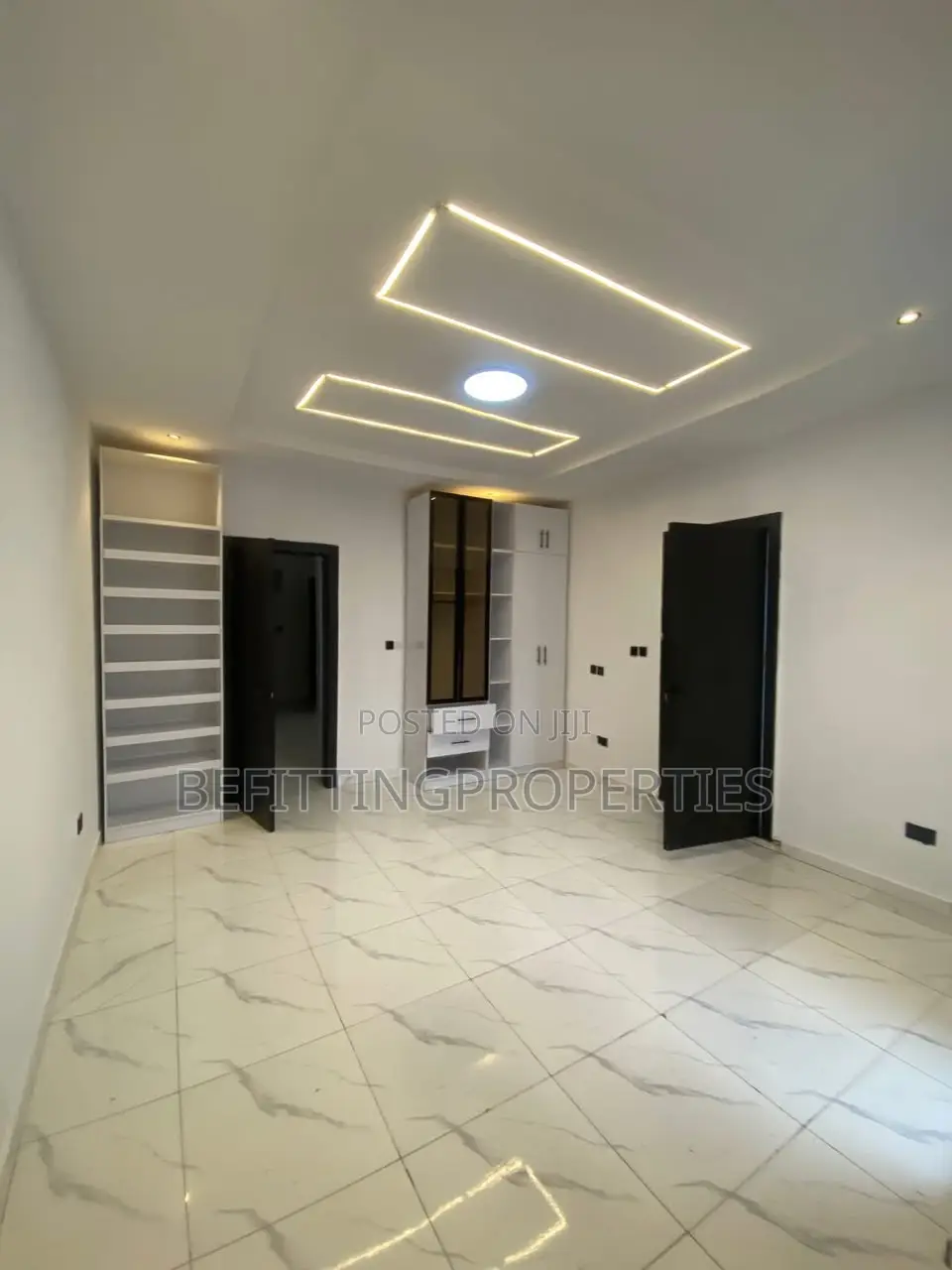 4bdrm Duplex in Ikota for sale in Ikota