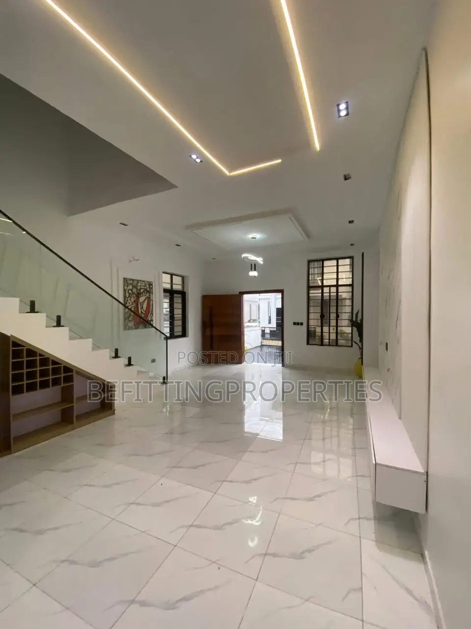 4bdrm Duplex in Ikota for sale in Ikota