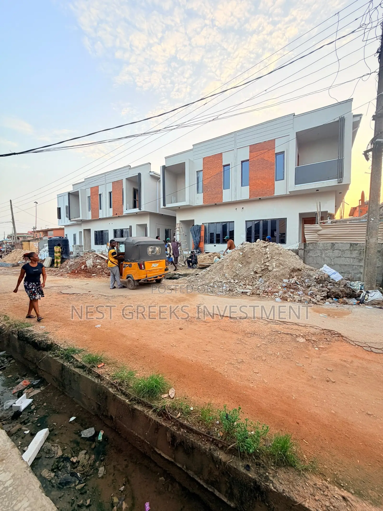 4bdrm Duplex in Abule Egba for sale in Abule Egba