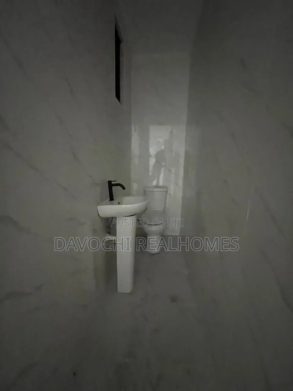 2bdrm Apartment in Chevron for rent in Chevron