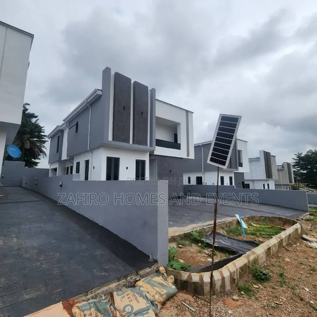 4bdrm Duplex in Jericho Gra, Jericho for sale in Jericho
