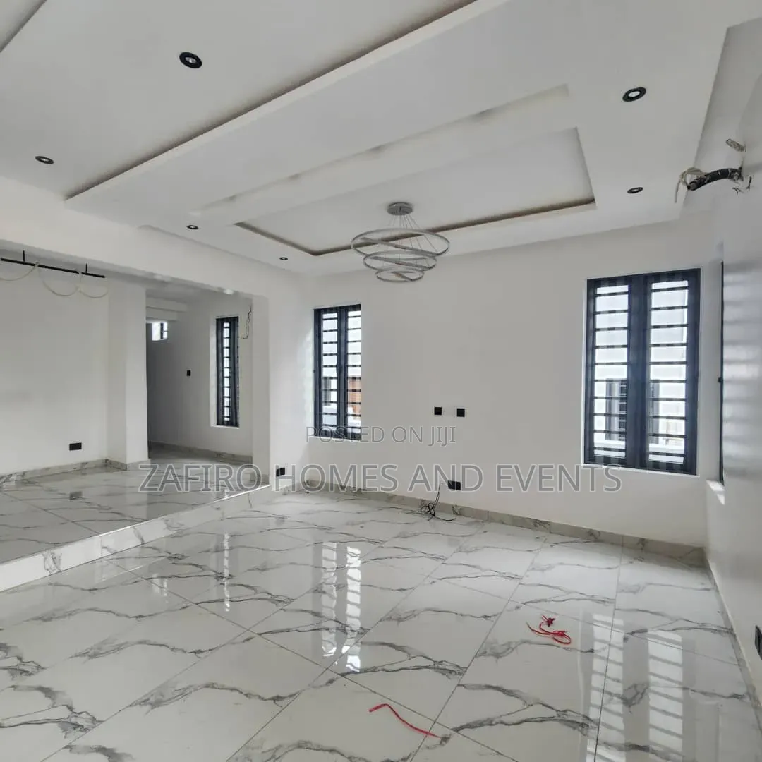 4bdrm Duplex in Jericho Gra, Jericho for sale in Jericho