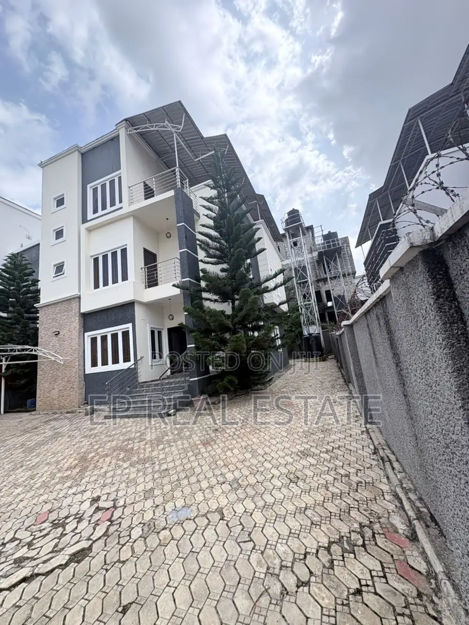 4bdrm Duplex in Guzape District for rent in Guzape District