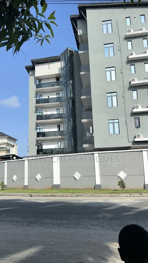 3bdrm Apartment in Lekki Phase 1 for rent in Lekki Phase 1