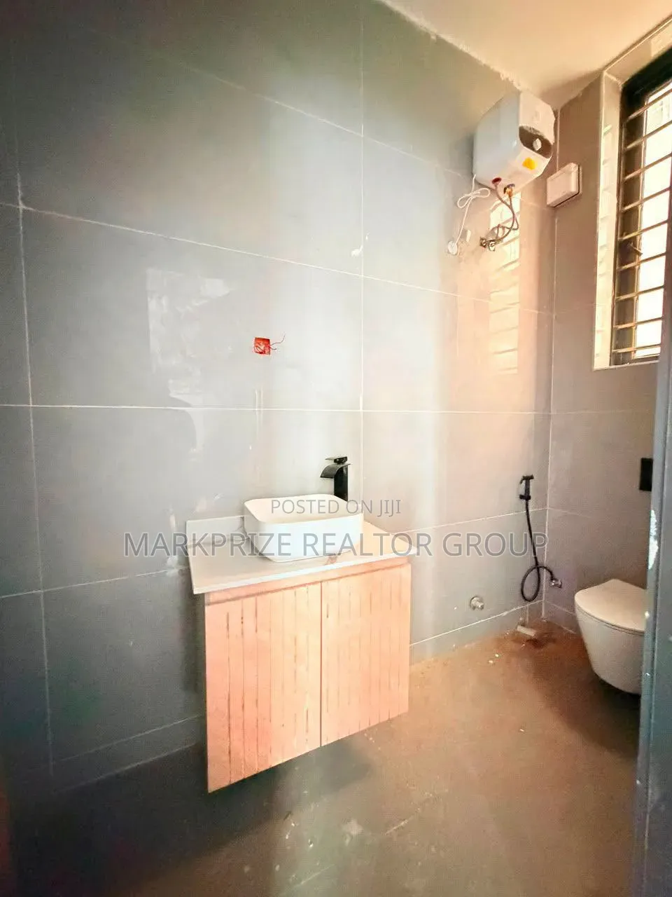 4bdrm Duplex in Omole Phase 2 Lagos for sale in Omole Phase 2