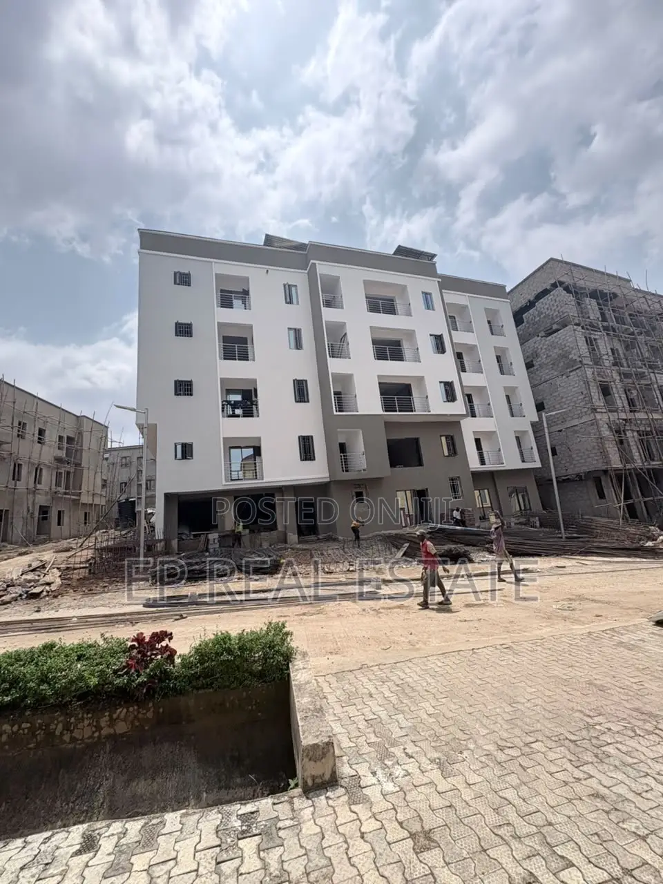 2bdrm Block of Flats in Guzape District for sale in Guzape District