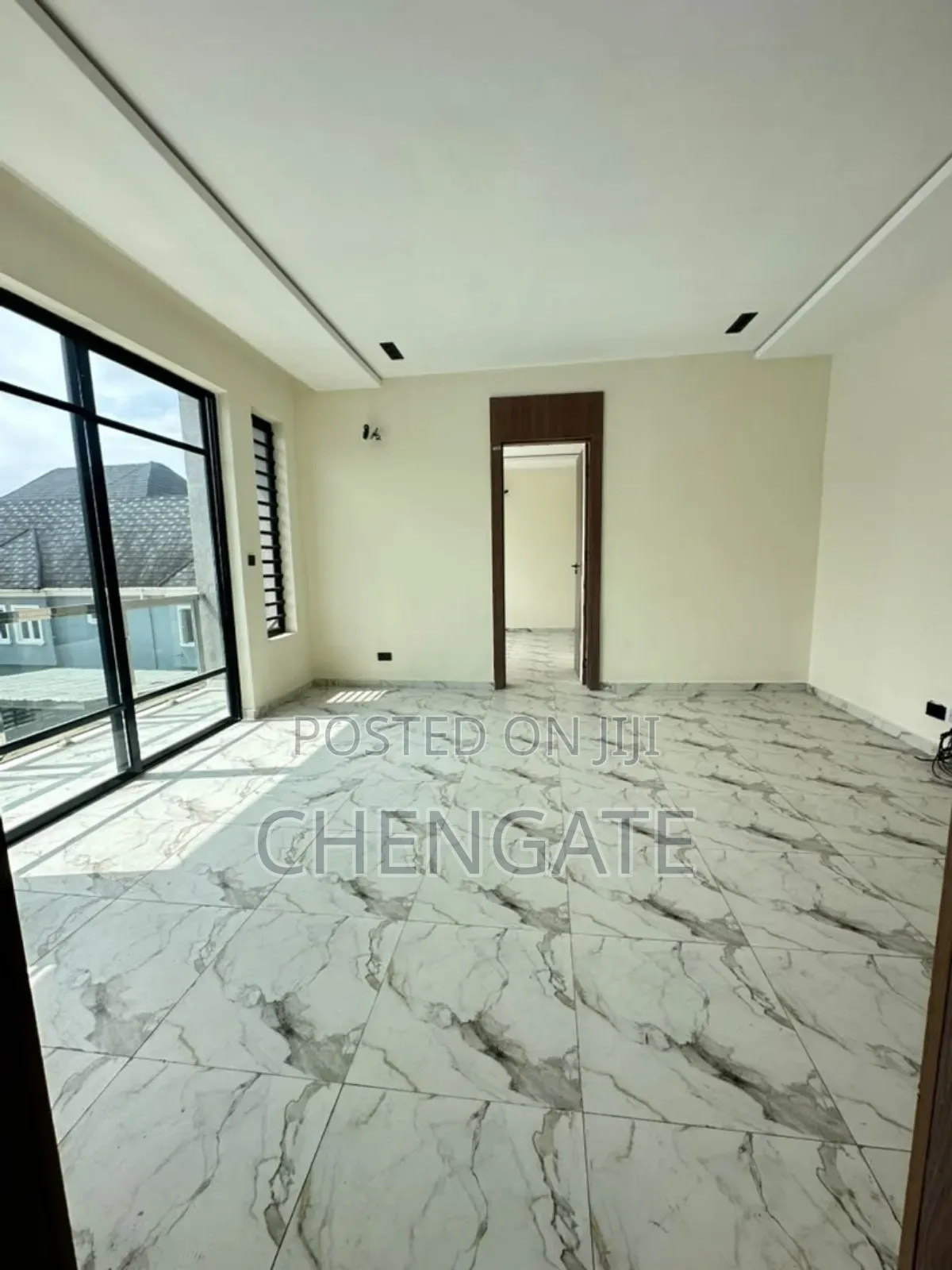 2bdrm Apartment in Lekki Expressway for sale in Lekki Expressway