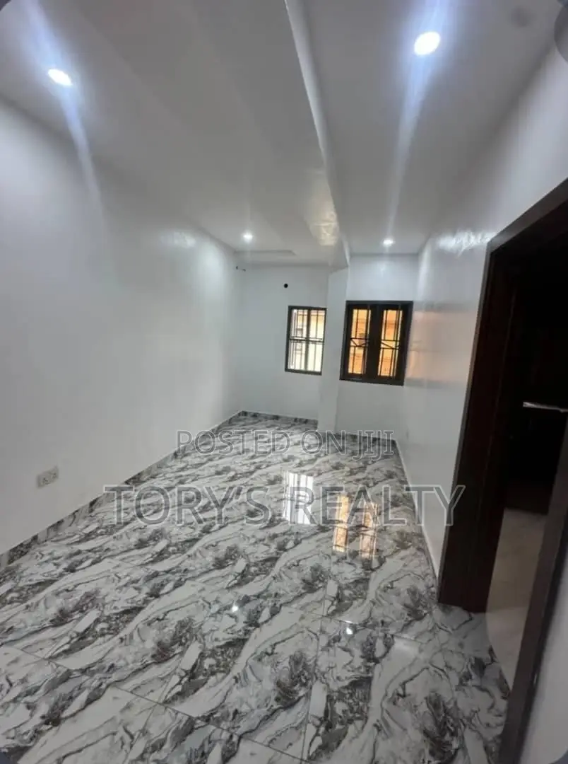 3bdrm Apartment in Lekki Phase 1 for rent in Lekki Phase 1
