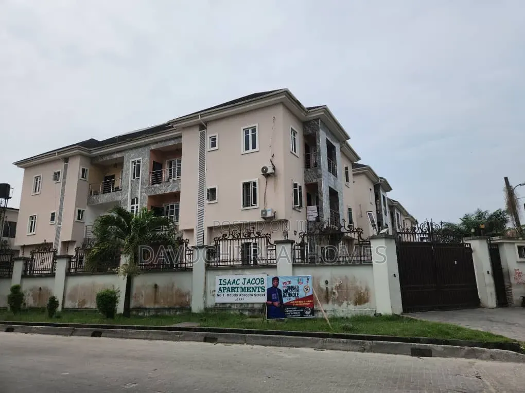 3bdrm Apartment in Chevron for rent in Chevron